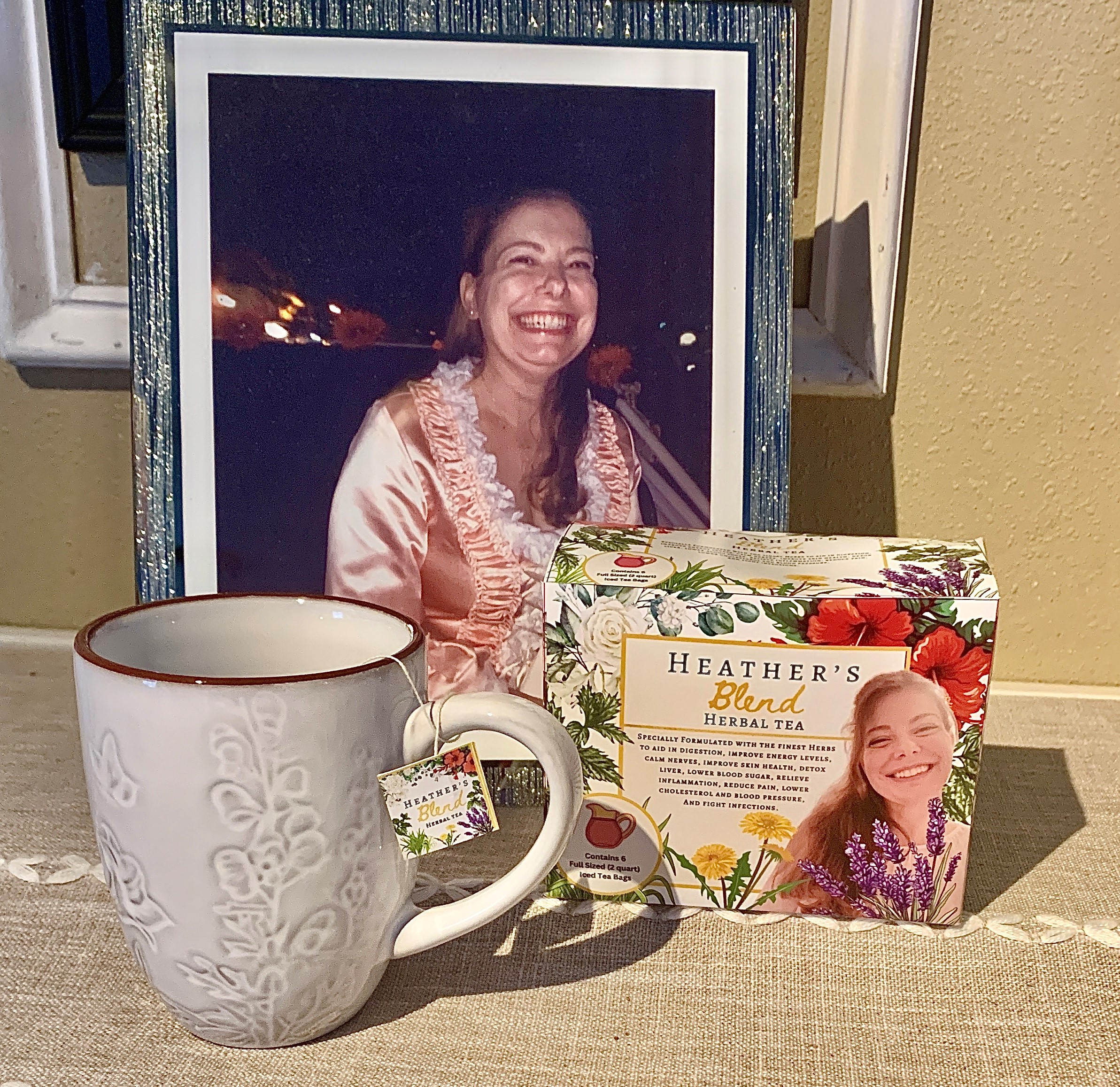 Heather’s Blend herbal tea product display